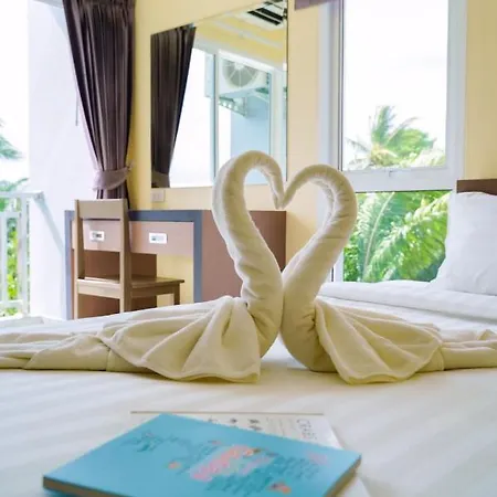ตะวันอพาร์ทเม้นท์โฮเทลthawanapartmenthotel Satun Exterior photo