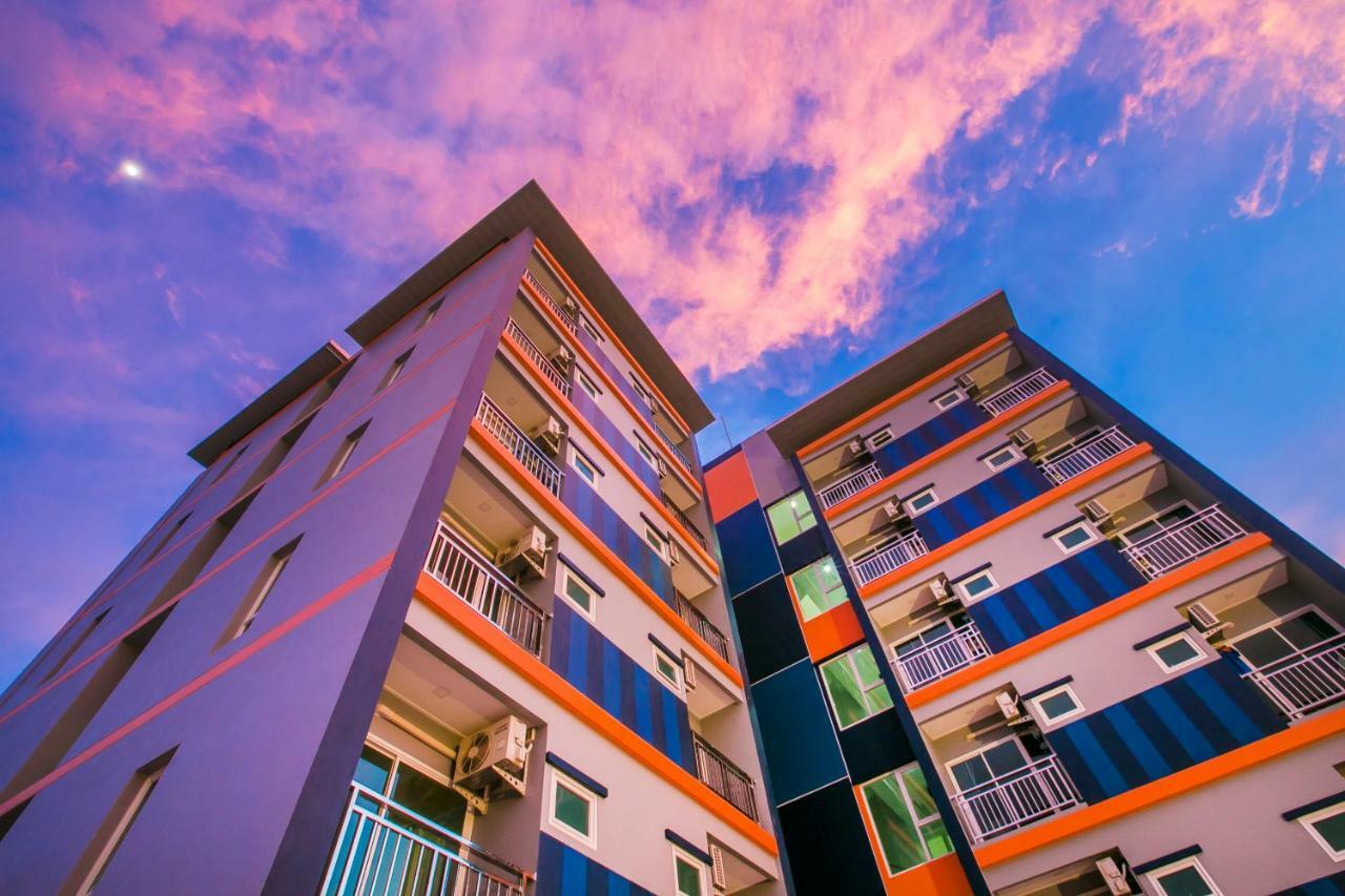 ตะวันอพาร์ทเม้นท์โฮเทลthawanapartmenthotel Apartment