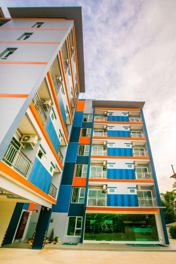 ตะวันอพาร์ทเม้นท์โฮเทลthawanapartmenthotel Apartment